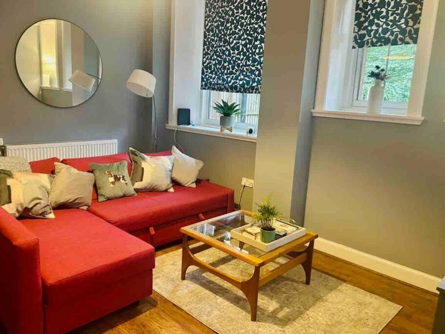 Large 2 Bedroom, Ground Floor Flat, Close To City EDI Buitenkant foto